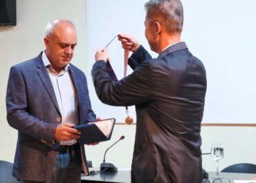 Βραδιά ιστορικής μνήμης και συγκίνησης στο Μουσείο Οίνου Σάμου: Απόδοση τιμής στους Σαμιώτες αγωνιστές από τον Πρέσβη Ν. Κορέας (γράφει η δημοσιογράφος Μαργαρίτα Ικαρίου)