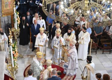 Παρουσία ΥΕΘΑ Ν. Δένδια στον εορτασμό της Κοίμησης της Θεοτόκου στο Ιερό Προσκύνημα Παναγίας Εκατονταπυλιανής Πάρου