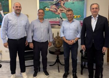 Δήμος Κοζάνης : Ο Δήμαρχος Κοζάνης Γιάννης Κοκκαλιάρης στη Γενική Γραμματεία Αθλητισμού για το ταρτάν του ΔΑΚ