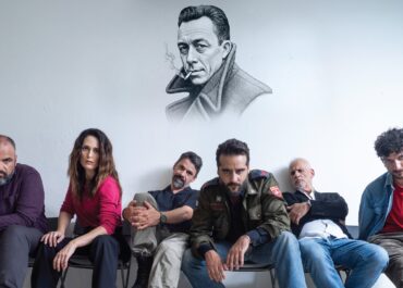«Οι Δίκαιοι» του Αλμπέρ Καμύ σε σκηνοθεσία Γιάννη Κακλέα από τις 21 Οκτωβρίου – Θέατρο Αποθήκη