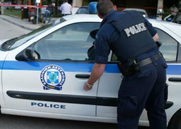 Αυτόφωρες συλλήψεις ατόμων και σχηματισμοί δικογραφιών για περιπτώσεις ληστειών