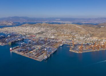 ΟΛΠ Α.Ε.: Αλληλεγγύη και έμπρακτη στήριξη στη Σαλαμίνα μετά την καταστροφική πυρκαγιά