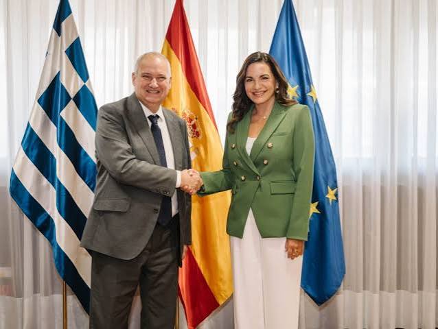 Ελλάδα – Ισπανία: Μνημόνιο Τουριστικής Συνεργασίας με έμφαση στη βιωσιμότητα, την καινοτομία και τον ψηφιακό μετασχηματισμό
