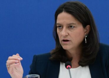 Ν. Κεραμέως: Επεκτείνεται και ενισχύεται με 5.000 πρόσθετες θέσεις πλήρους απασχόλησης το πρόγραμμα απασχόλησης άνεργων γυναικών
