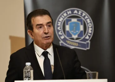Μ. Χρυσοχοΐδης: Να είναι ιδιώνυμο η εκμετάλλευση ηλικιωμένων