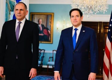 Γ.  Γεραπετρίτης  : Σε υποδεχόμαστε σήμερα όχι μόνο ως Υπουργό Εξωτερικών μιας συμμάχου χώρας, αλλά και ως πολιτικό άνδρα διεθνούς κύρους, βαθύ γνώστη της περιοχής και φίλο της Ελλάδας.
