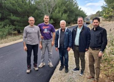 Δήμος Κοζάνης: Έπεσε άσφαλτος στην Κοινότητα Εξοχής μετά από 12 χρόνια