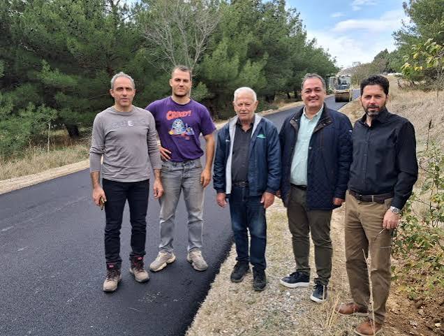 Δήμος Κοζάνης: Έπεσε άσφαλτος στην Κοινότητα Εξοχής μετά από 12 χρόνια